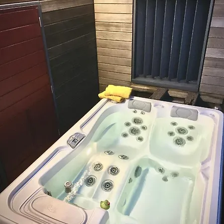 Houseboat, Near Amsterdam, Jacuzzi, Private Krommenie